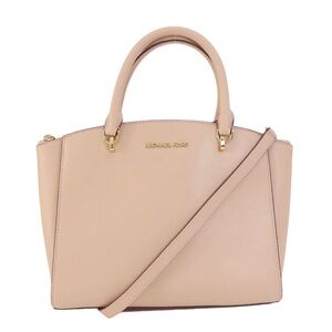 Basically New!! Michael Kors Handbag